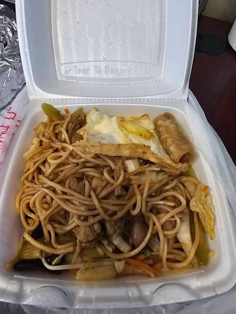 N2. Chicken Stir Fried Noodle Plate